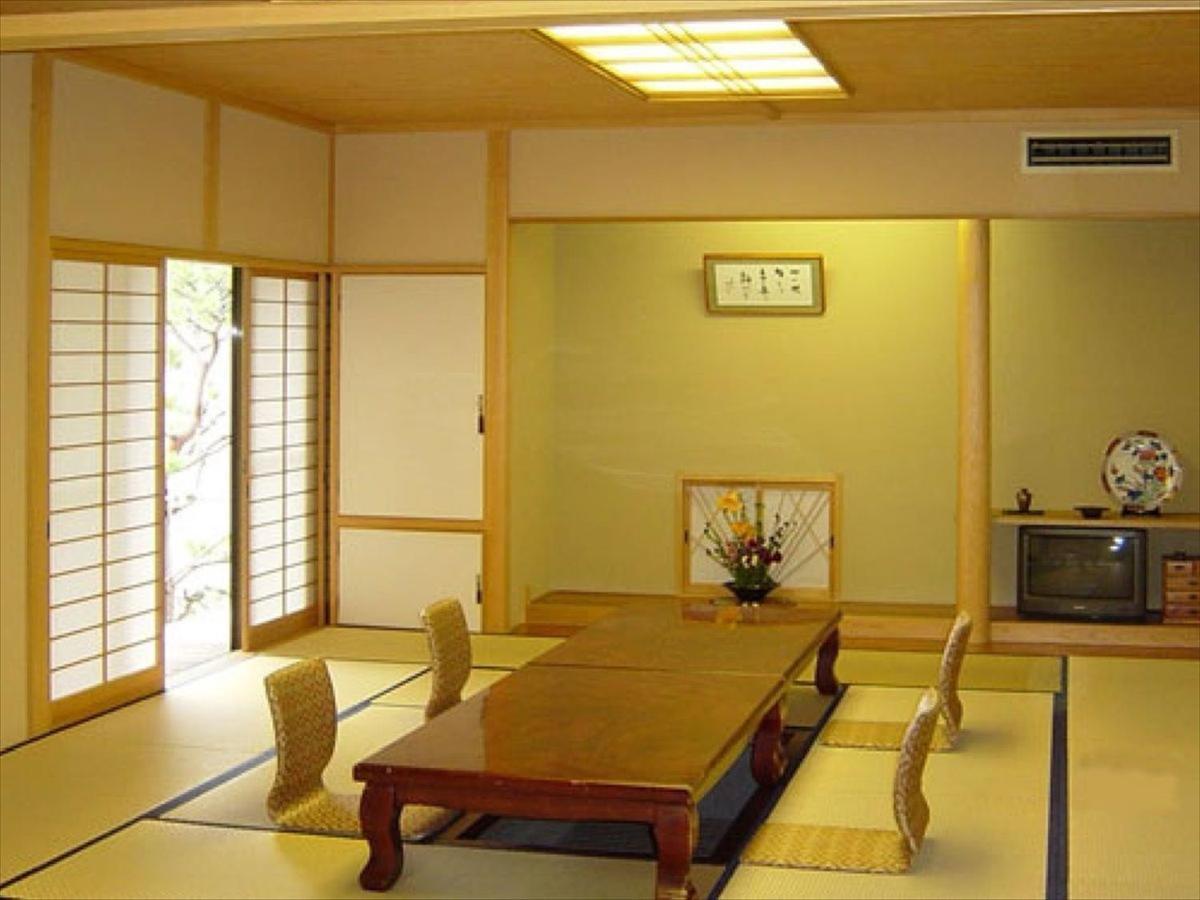Rokugatsu-No-Mori Auberge Sano  Exterior foto